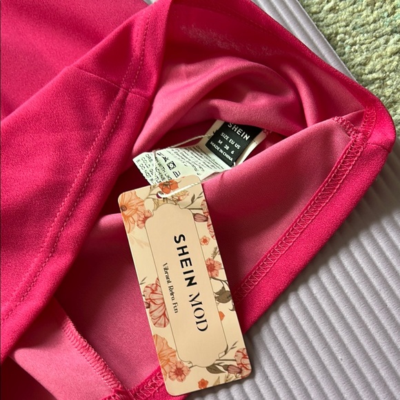SHEIN bright pink dress - Picture 3 of 11